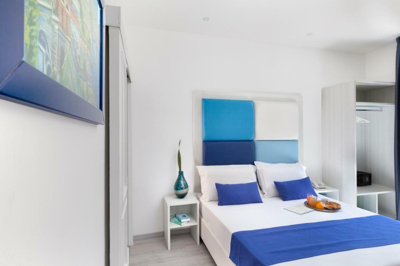 Eden Bleu Hotel