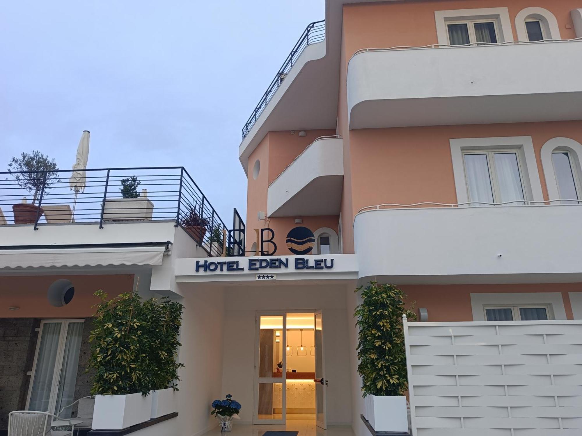 Hotel Eden Bleu 4*